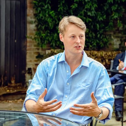 0143 LegatumBuilding&Staff